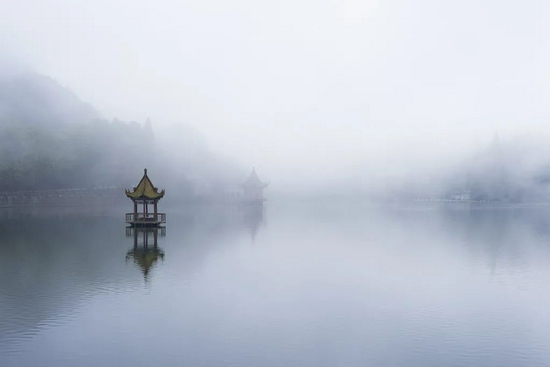 互聯(lián)網(wǎng)大佬們越來(lái)越低調了